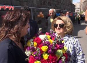 Armlur.am: Rita Sargsyan 'makes a small correction'