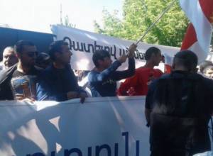 “Freedom to Jndi Amaryan”: Qyaram Sloyan’s father also participating in action