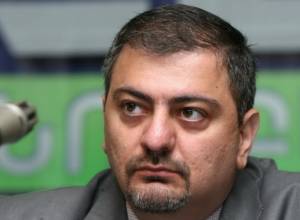 Vache Gabrielyan off to UK