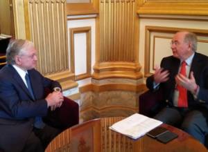 Armenian FM meets with French lawmakers