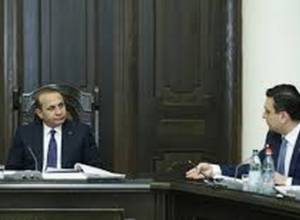 Будут сокращены служебные машины 80-ых годов