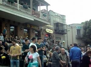 Armenians living in Tbilisi migrate but not into Armenia