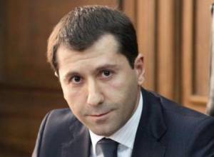 "Нужно показать, что Самвел Бабаян не нужен"