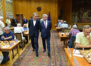 Серж Саргсян посетил Дом шахмат имени Т. Петросяна