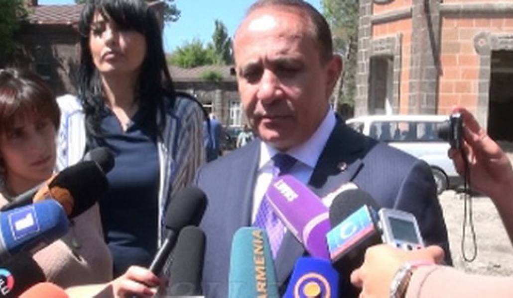 1465917777_yntrutyun