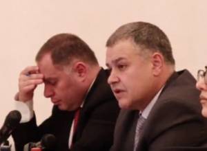 LIVE: 4+4+4 возобновляет работу