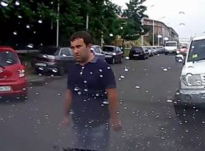 Видеозаписывающее устройство «Тойоты» зафиксировало вора