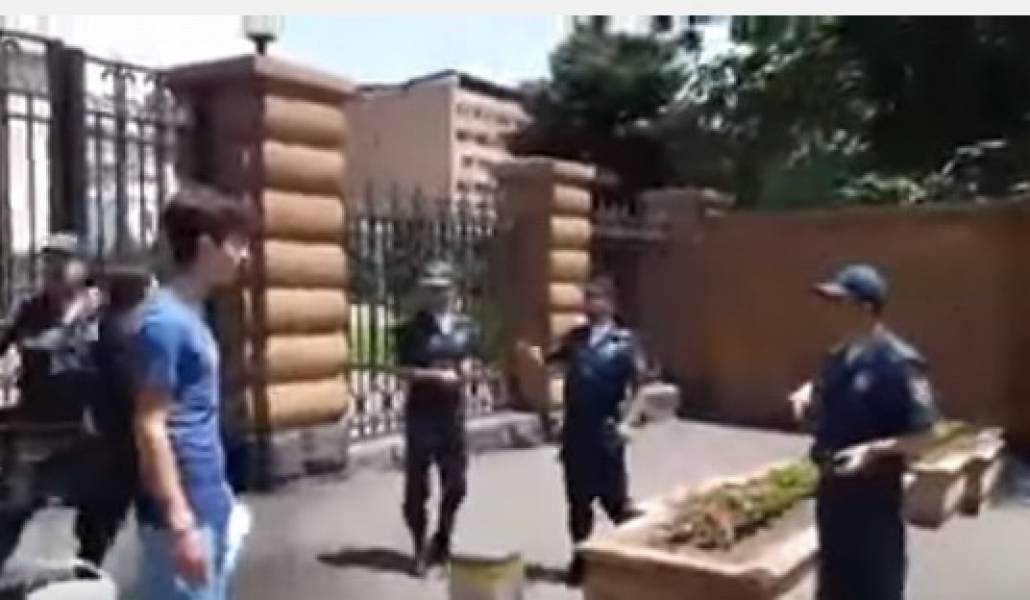 Безымянный