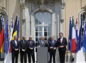 Нидерланды также думают о выходе из состава ЕС