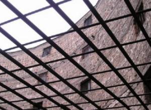 Пожизненно заключенных переводят: они против