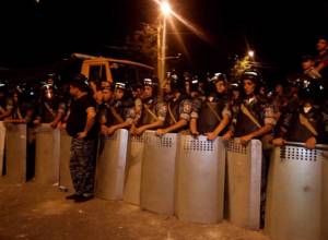 Citizens expect mediatory efforts by lawmakers