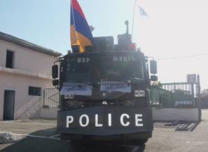 Armenia’s leadership is to take exclusive decision - human rights activist