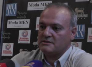 «Создавшейся ситуацией пользуются и власти»