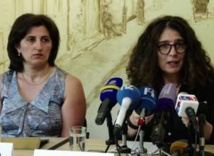 Քննիչը զարմացել է. ինչու՞ է  Արսինե Խանջյանն իրենց մոտ