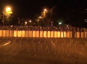 LIVE: Baghramyan street closed with barbed wire