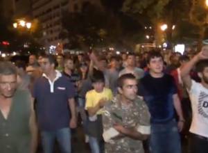 Полиция угрожает задержанием