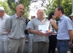 Վարչապետին Վանաձորում դիմավորեցին դժգոհ քաղաքացիները