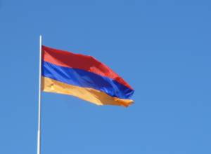 Ինչ է խորհրդանշում ՀՀ դրոշը