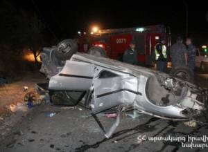Մեքենան շրջվել է. կա 2 զոհ և վիրավորներ
