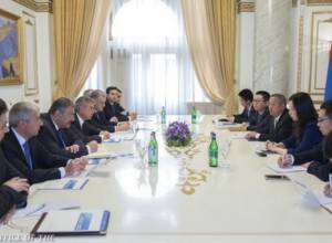 Armenian PM receives Chinese AVIC International Corporation delegation