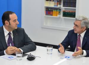 Серж Саргсян посетил Общественную телекомпанию Армении