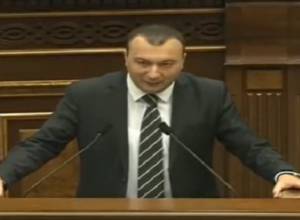 В. Энфиаджян – об уничтожении госархивов