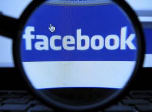 Facebook users asked to change their passwords