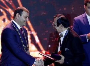 Рафаэль Котанджян, Миран Арутюнян и Артур Алексанян получили звания «Почетный гражданин Еревана»