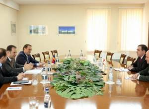 Посол и военный атташе Грузии – в МО РА