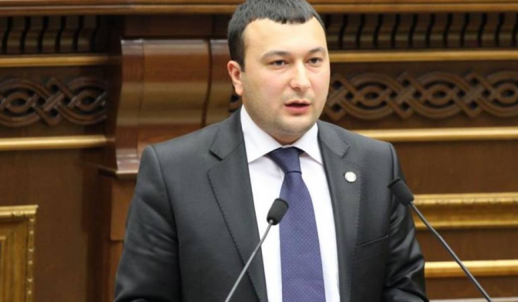 97b35b5f3a5d3a18691f237d629fe6b8