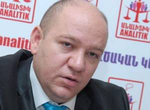 Economist on Levon Ter-Petrosyan’s alarm: “There is no default situation at present”