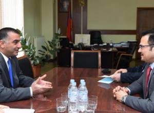 Նախարար Արտեմ Ասատրյանն ընդունել է դեսպանների