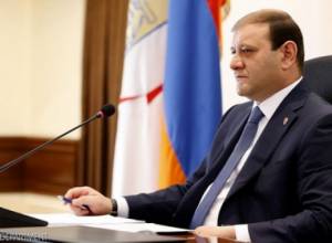 Տ. Մարգարյան. «Բացօթյա սրճարանների սեփականատերերը իրավունք չունեն աղավաղելու քաղաքի տեսքը»