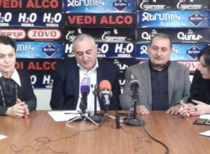 Opinion: PM should take steps to bring back to Armenia 10 billion taken abroad from our budget