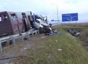 Government to provide aid to passengers of crashed bus