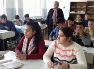 Սուրենավանի դպրոցականները ֆիզիկայի դասը սովորել են Երևանի 198 ավագ դպրոցի 10-րդ դասարանում