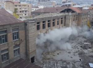 Изучают последствия взрыва типографии