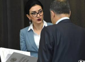 Procedure of obtaining references and certificates to be made easier