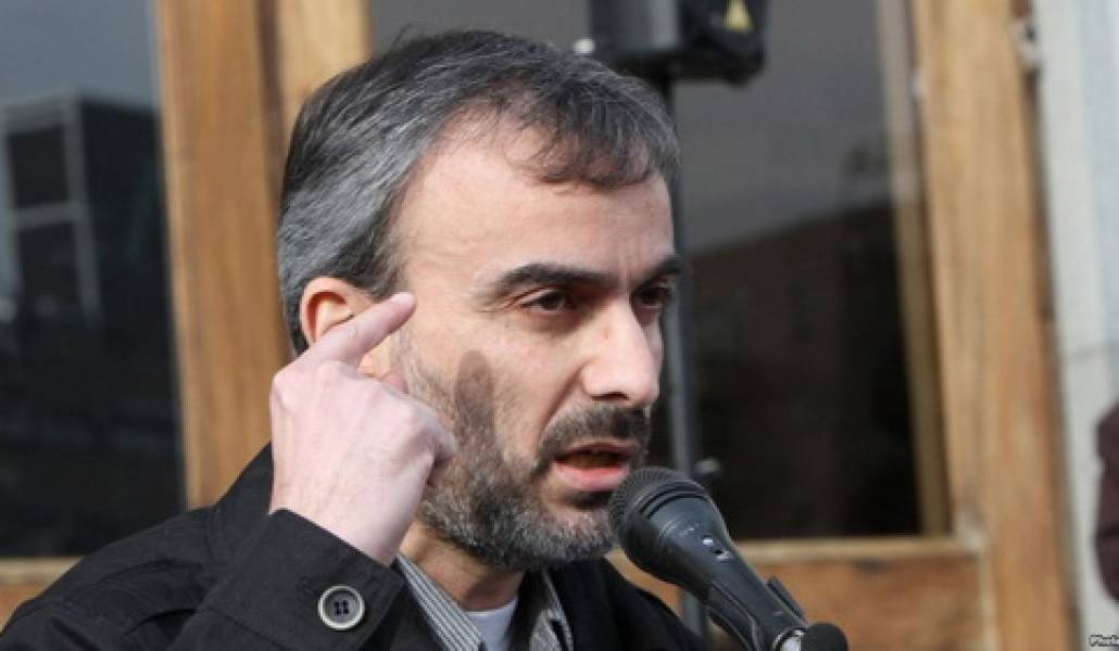 EDB4A06E-10AA-4BD6-8DC3-C6D8389A8566_w987_r1_s