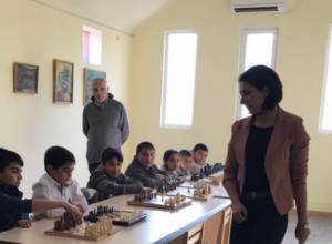 Հայաստանի չեմպիոնը սահմանամերձ գյուղում սեանս է անցկացրել