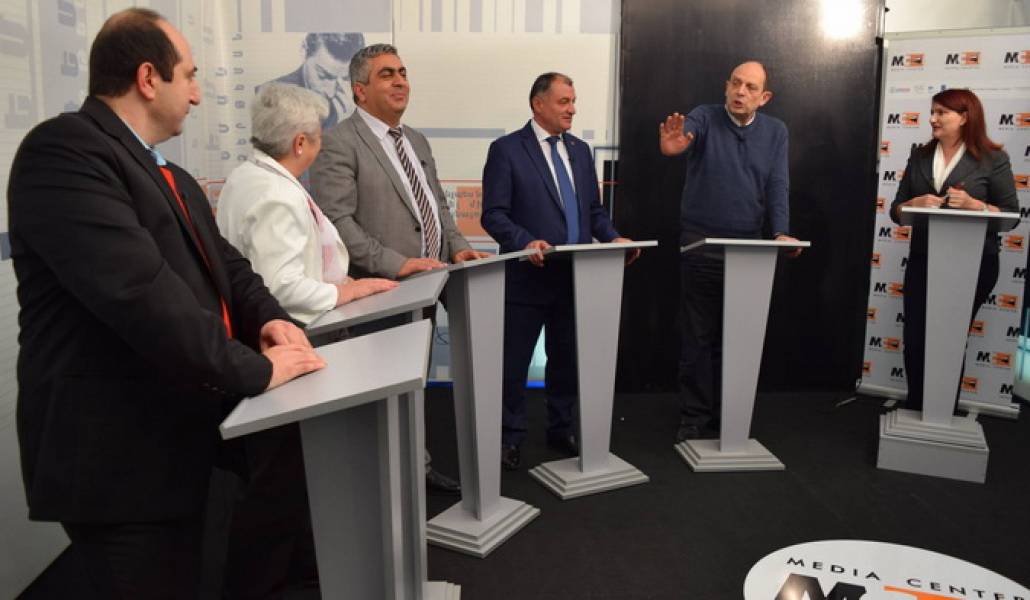 15002464_910482885749923_1584381896093695770_o