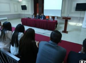 Երիտասարդներն ու ուսանողները ԿԳ նախարարի հետ խոսել են իրենց խնդիրներից