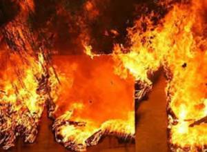 Полностью сгорел принадлежащий С.А.  домик