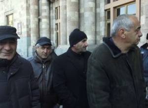 Виноделам до сих пор не заплатили: Акция