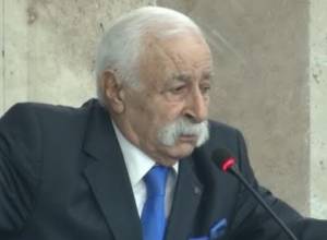 Մայրական ապտակն իմաստավորեց գեներալի կյանքը