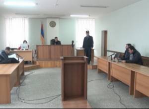 Понятой неправильно написал свою фамилию