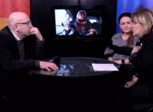 Прячут детей от общества: “На бумаге и в действительности”