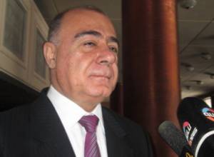 Վարչապետը պետք է ոտքով ման գար, դրա համար չեկավ. Ս. Բալասանյան