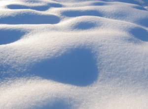 От тяжести снега частично обвалилась