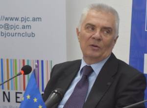 EU envoy: Business should be separated from politics
